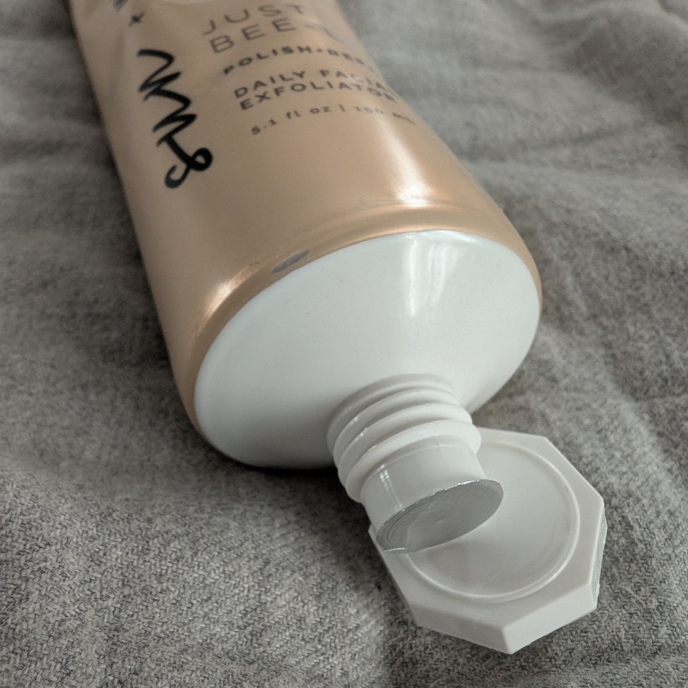 Sun n Moon Daily Facial Exfoliator Just Bee-Lieve - Picture 3 of 6